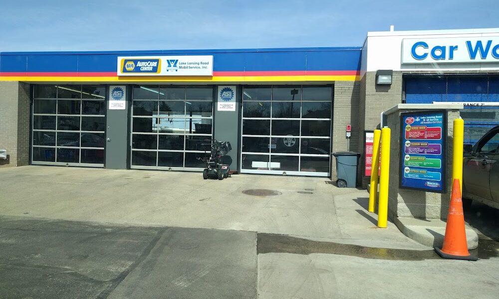 Lake Lansing Road Mobil Service