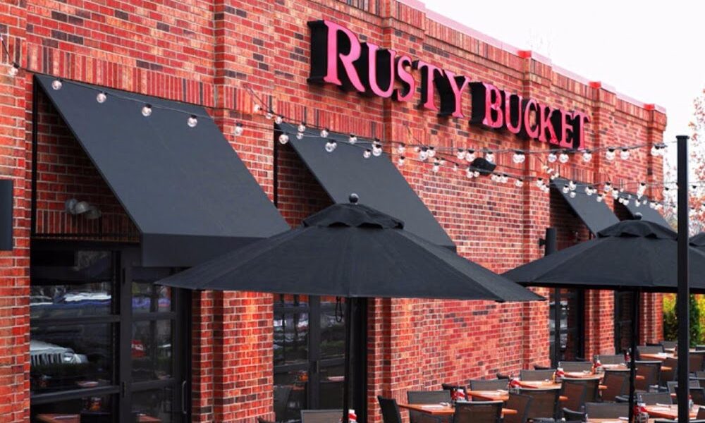 Rusty Bucket Restaurant and Tavern