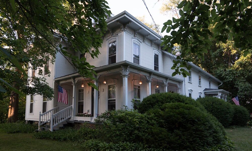 The Greenleaf Mansion Bed and Breakfast