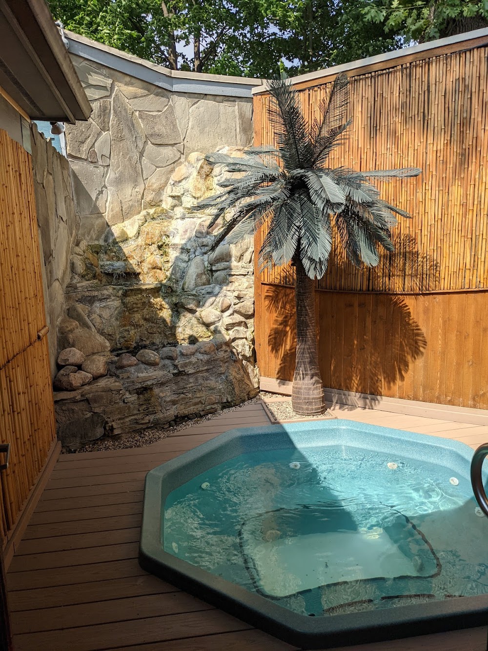 The Oasis Hot Tub Gardens